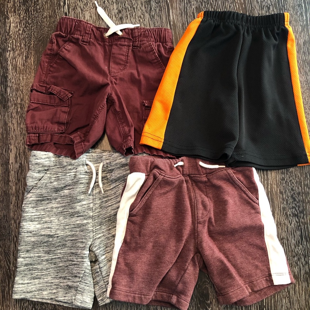 Old navy boys shorts size 3T